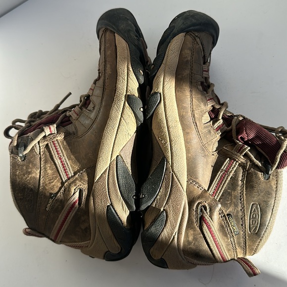 Keen Targhee II Mid Hiking Boots In Brown-burgundy-Sz 9 - Picture 10 of 15
